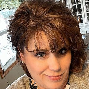 Meet your Posher, Roberta